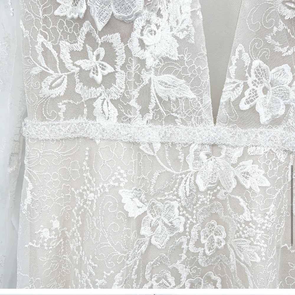 BHLDN Riki Dalal Joan Illusion V-Neck Long Sleeve Lace Wedding Gown size 8 NWT - Picture 9 of 16